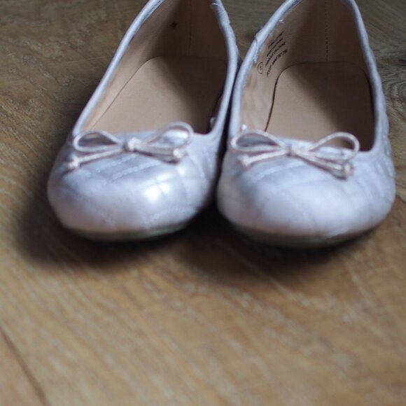 Girls Dress Shoes - Picture 4 of 5